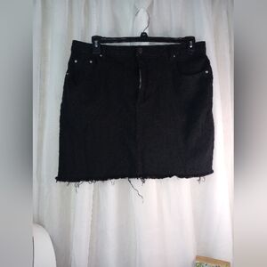 Shein frayed black denim skirt size 3x